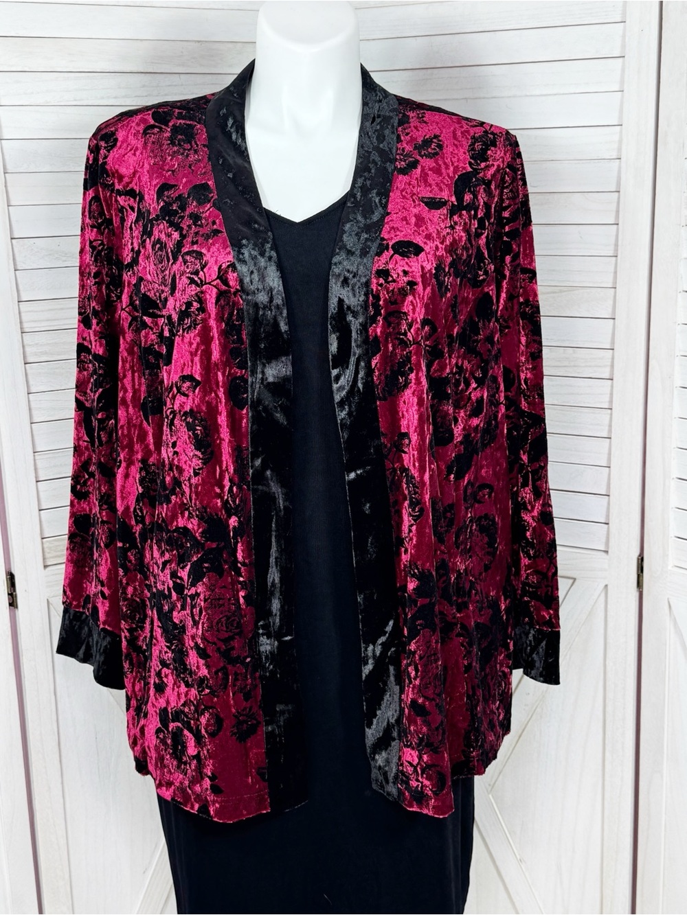 Vintage Bob Mackie Floral Crushed Velvet Gothic Kimono Cardigan Maroon Black 3X